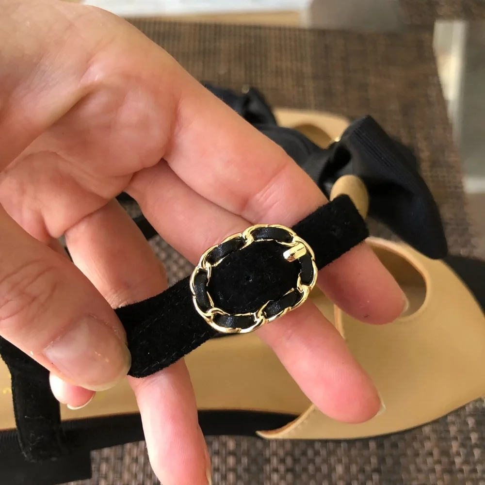 Chanel Black and Tan Women's flats Shoes with CC logo Crystal bow size 39 - Picture 8 of 12